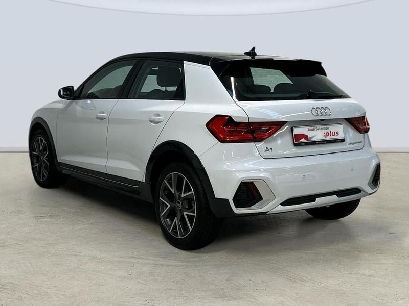 Usado Audi A1 Premium 110 CV (80 kW) 2021 Blanco SUV