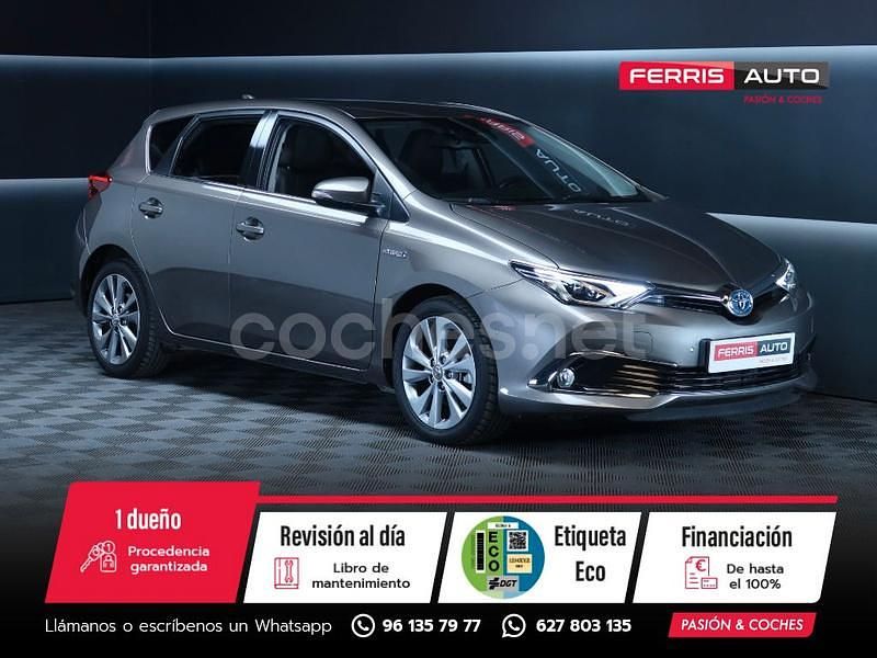 Beige Usado 2017 Toyota Auris Hybrid Edition Berlina | 16.890 € (Precio justo) - Imagen 1/4