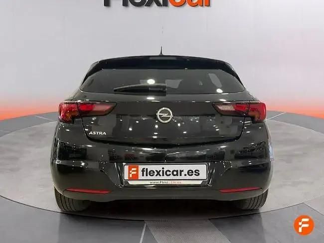 Używany Opel Astra 110 KM (80 kW) 2020 Czarny