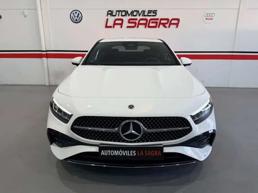 Usado Mercedes A45 AMG AMG line 218 CV (160 kW) 2023 Blanco Berlina