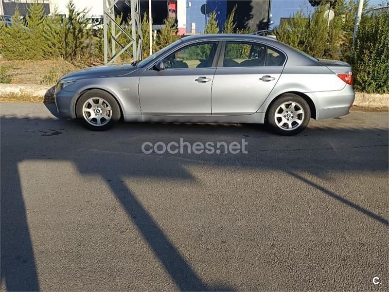 Gris / plata Usado 2005 BMW 530 Berlina | 5700 € (Precio justo) - Imagen 1/4
