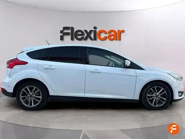 Usado Ford Focus Business Edition 125 CV (91 kW) 2017 Blanco