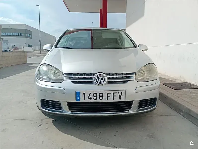 Usado VW Golf IV Sportline 105 CV (77 kW) 2006 Gris / plata Berlina