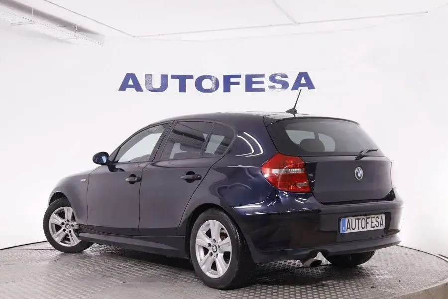 Używany BMW 118 143 KM (105 kW) 2008 Niebieski Hatchback