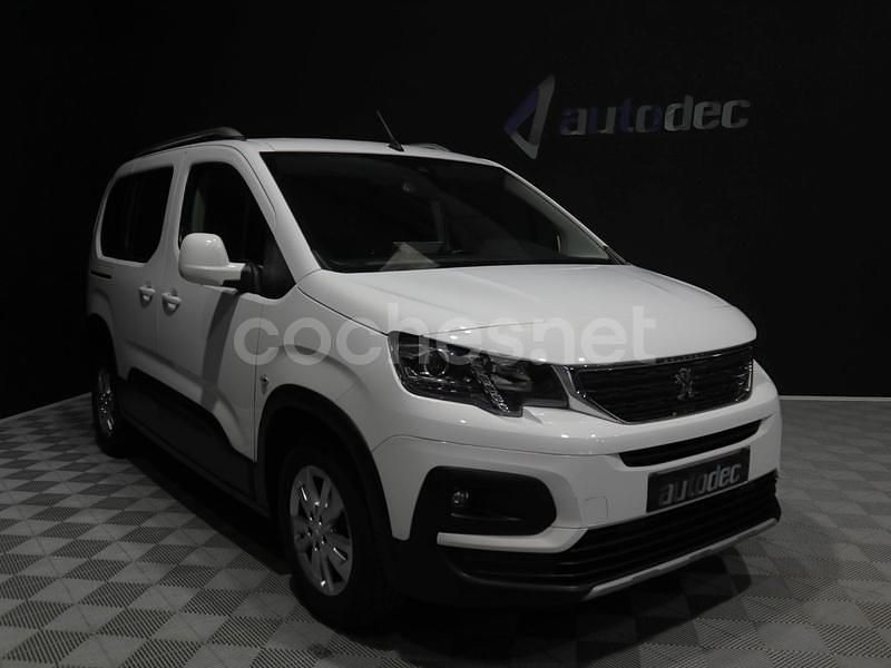 Usado Peugeot Rifter Active 100 CV (73 kW) 2021 Blanco Monovolumen