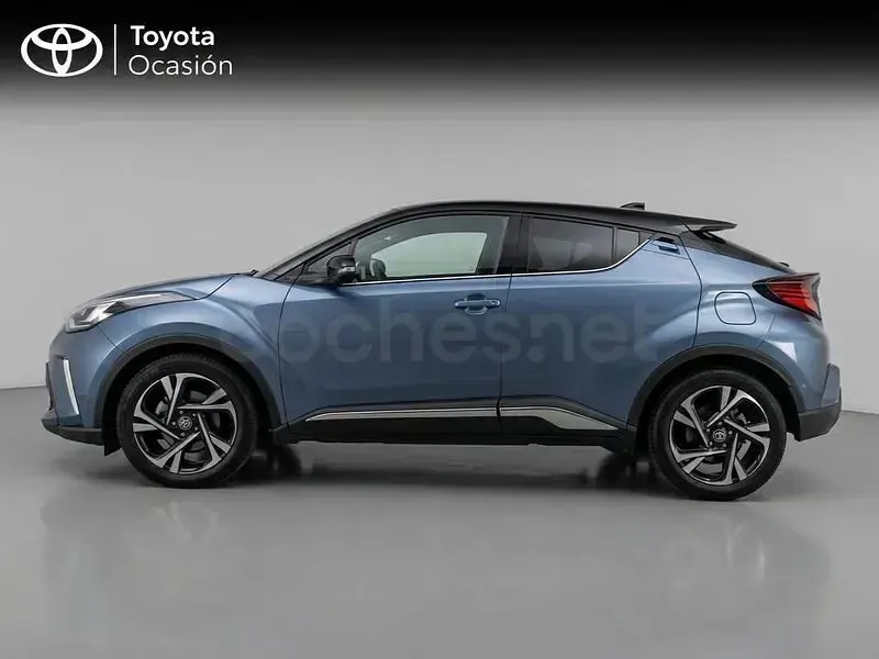 Usado Toyota C-HR Advance 184 CV (135 kW) 2022 Gris / plata SUV