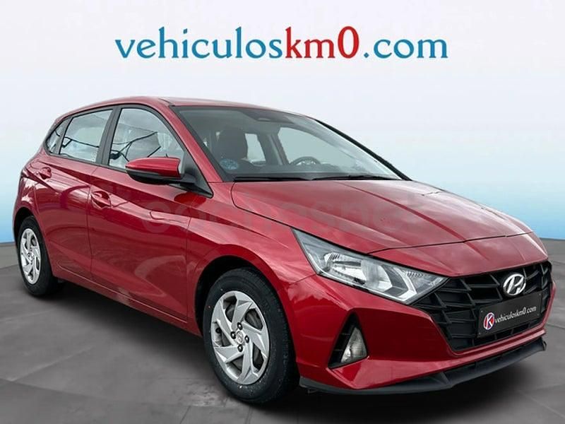 Usado Hyundai i20 84 CV (61 kW) 2022 Rojo Utilitario