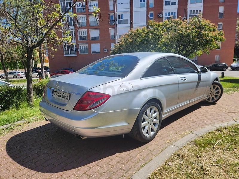 Usado Mercedes CL500 388 CV (285 kW) 2009 Gris / plata Coupe