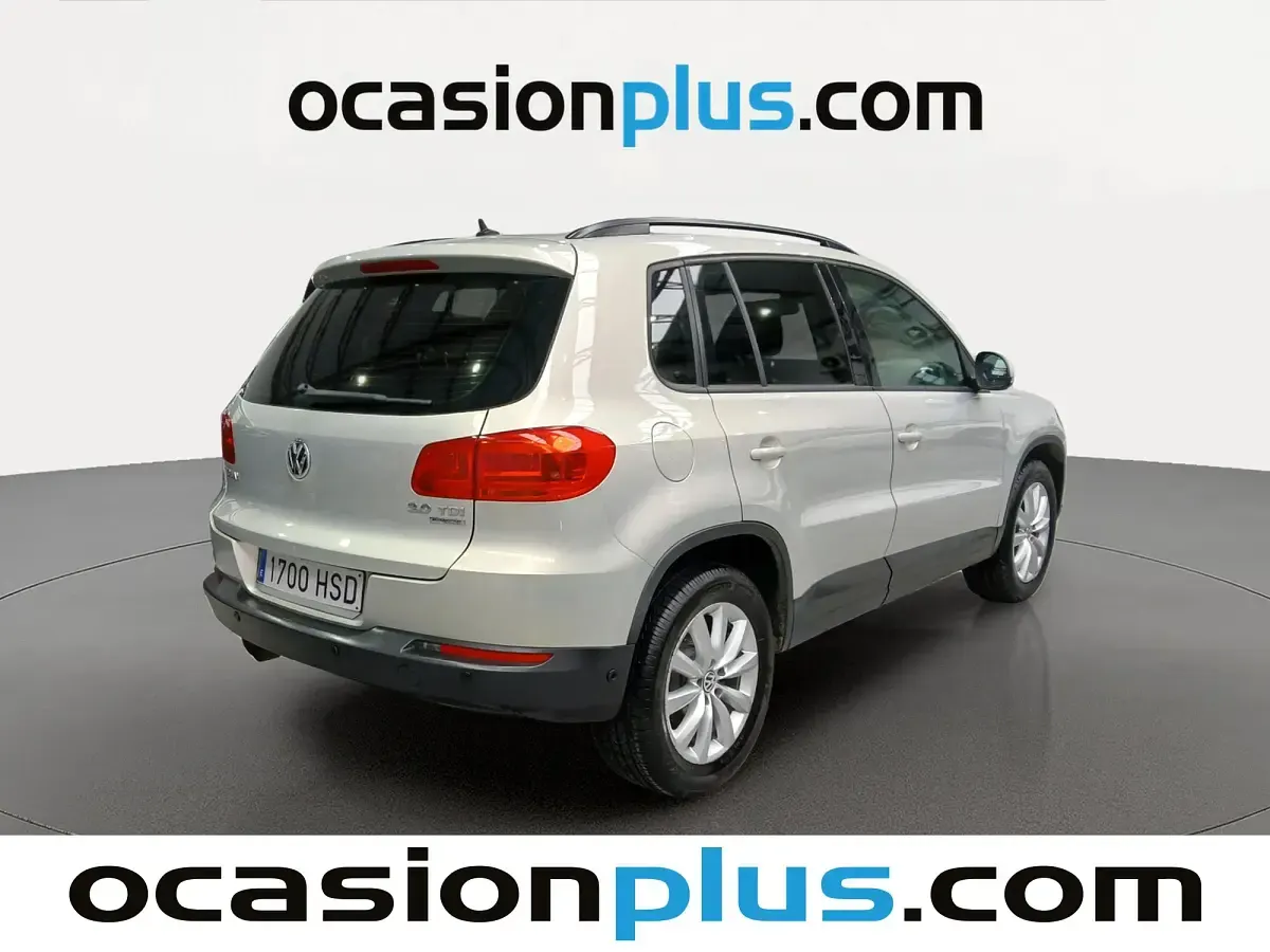 Usado VW Tiguan 140 CV (102 kW) 2013 Gris SUV