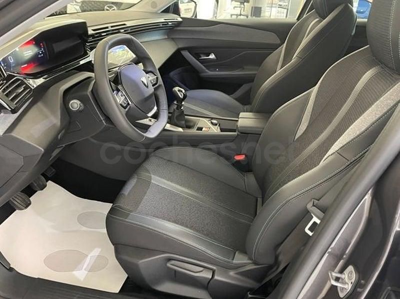 Usado Peugeot 308 SW Allure 130 CV (95 kW) 2023 Gris / plata Familiar