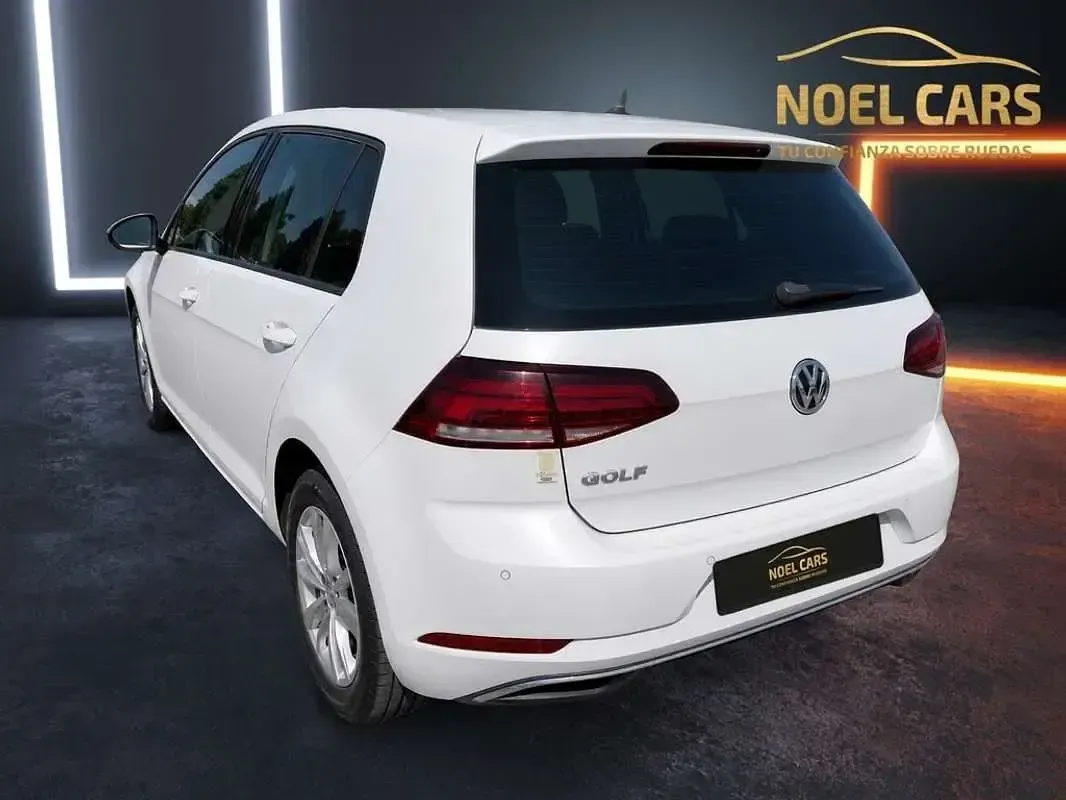 Usado VW Golf VII Advance 116 CV (85 kW) 2020 Blanco Utilitario