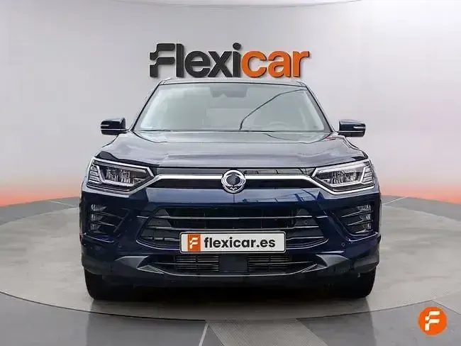 Usado SsangYong Korando 149 CV (109 kW) 2023 Azul