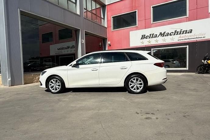 Usado Seat Leon Style 150 CV (110 kW) 2021