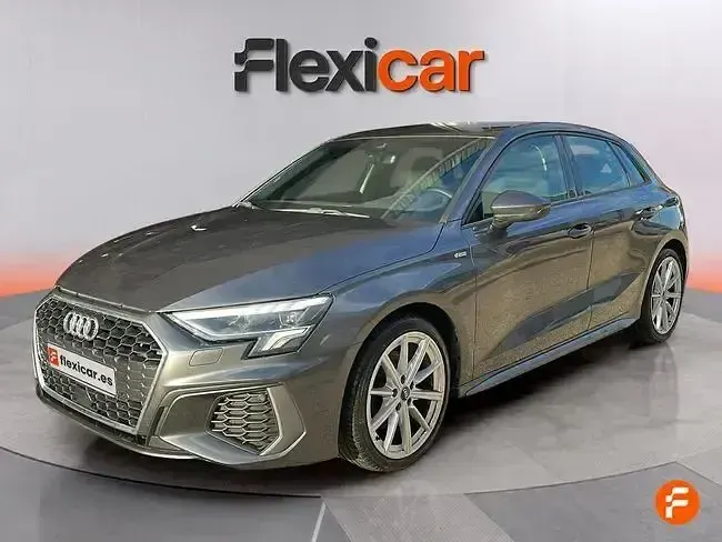 Usado Audi A3 150 CV (110 kW) 2020 Gris Berlina
