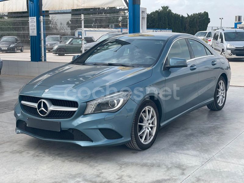 Azul Usado 2013 Mercedes CLA220 Berlina | 15.999 € (Precio justo) - Imagen 1/4
