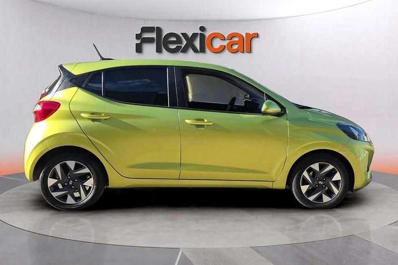 Usado Hyundai i10 67 CV (49 kW) 2024 Verde Utilitario