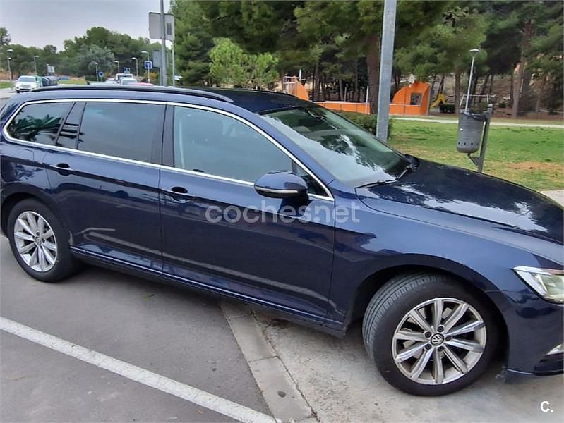 Azul Usado 2016 VW Passat Advance Familiar | 15.500 € (Precio justo) - Imagen 1/4