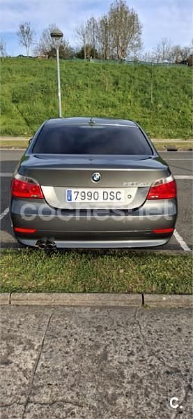 Usado BMW 530 231 CV (169 kW) 2005 Gris / plata Berlina