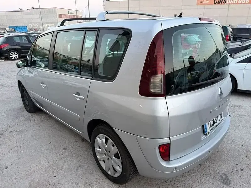 Usado Renault Grand Espace 150 CV (110 kW) 2007 Gris Monovolumen