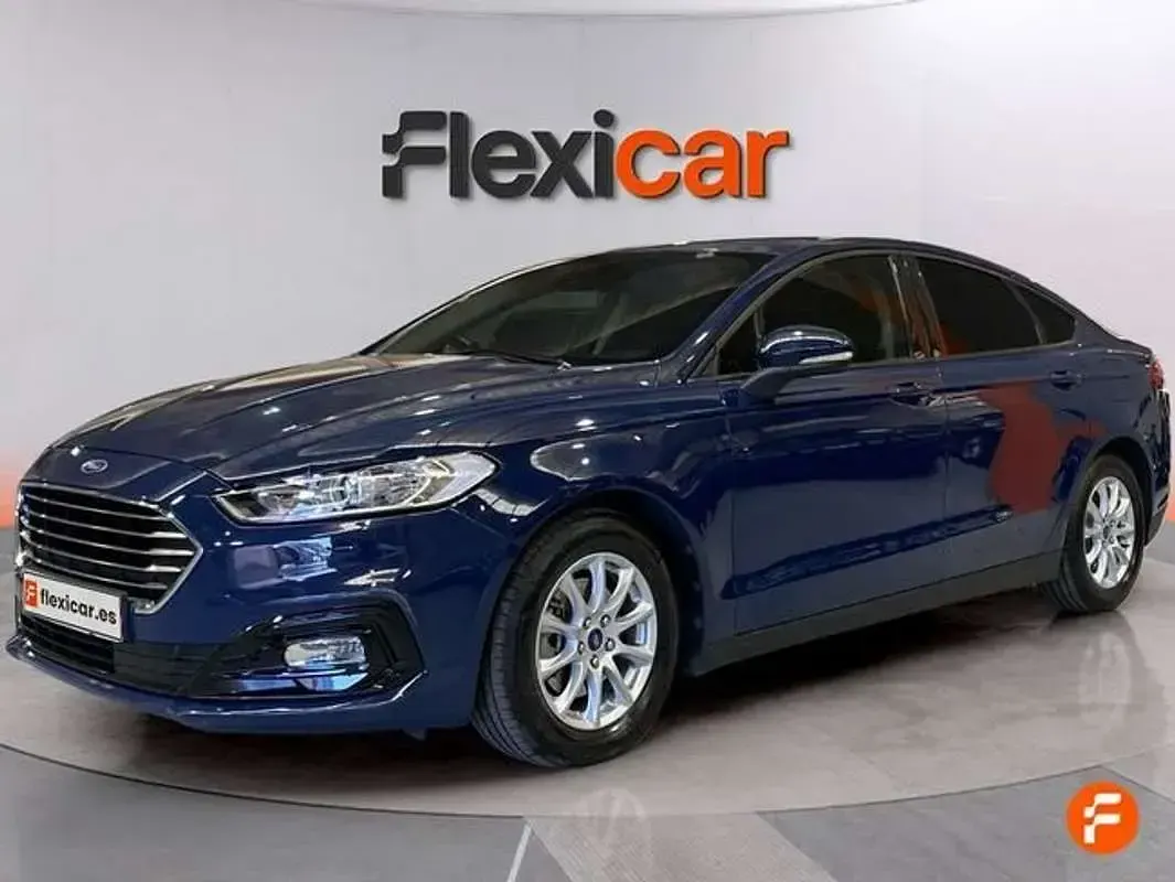 Usado Ford Mondeo Trend 188 CV (138 kW) 2021 Azul Berlina