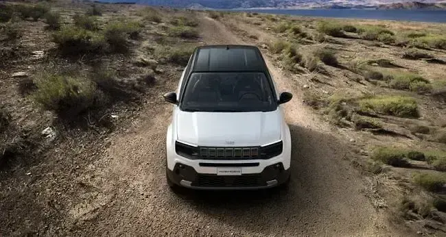 Nuevo Jeep Avenger Summit 100 CV (73 kW) 2025 Blanco SUV