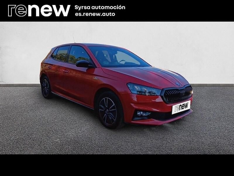 Usado Skoda Fabia Monte Carlo 110 CV (80 kW) 2022 Rojo Utilitario