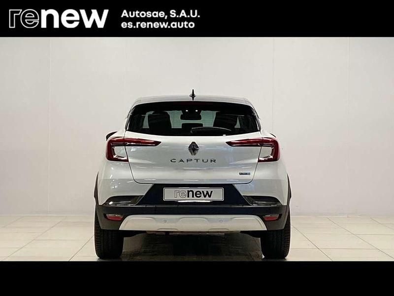 Usado Renault Captur Zen 145 CV (106 kW) 2022 Blanco SUV