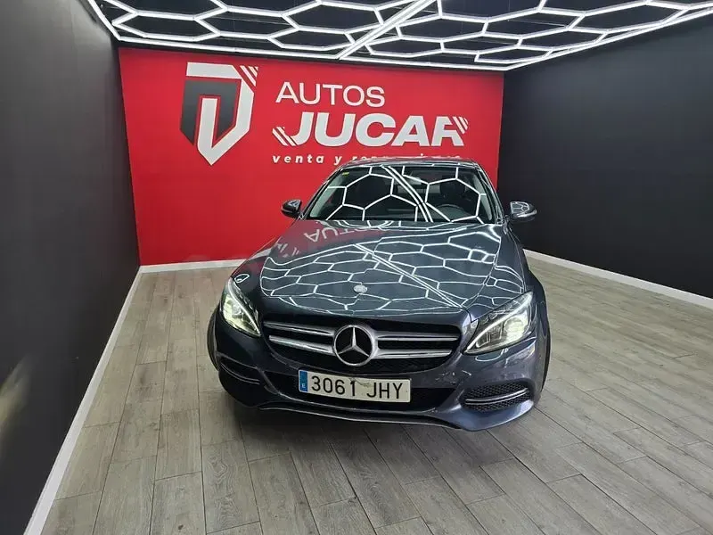 Usado Mercedes C220 Avantgarde 170 CV (125 kW) 2015 Azul Berlina