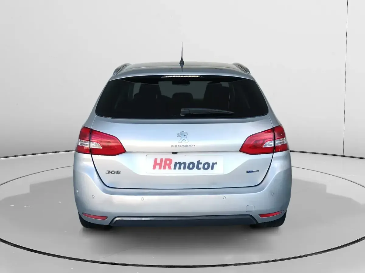 Usado Peugeot 308 131 CV (96 kW) 2017