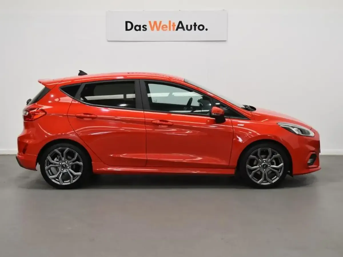 Usado Ford Fiesta ST-Line 155 CV (114 kW) 2021 Rojo Utilitario