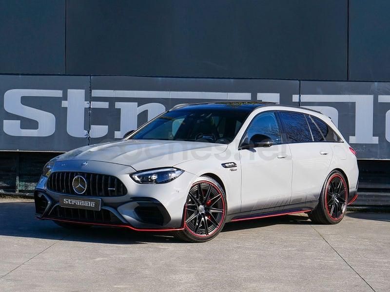 Usado Mercedes C63S AMG 680 CV (500 kW) 2023 Gris / plata Familiar