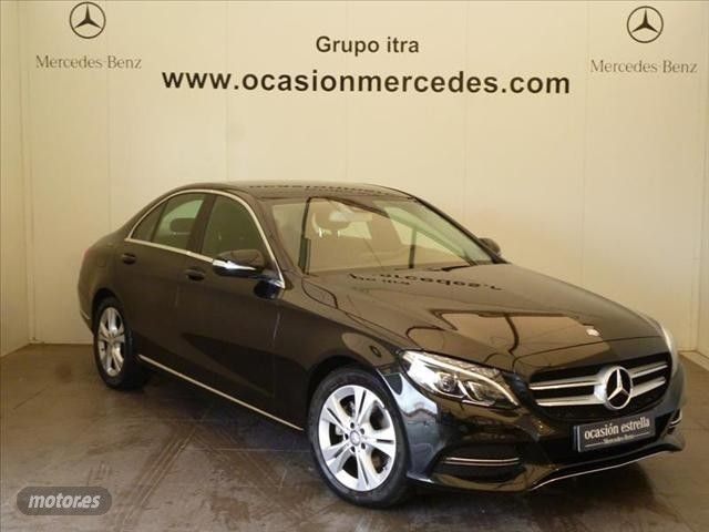 Usado Mercedes C220 170 CV (125 kW) 2014 Negro Berlina