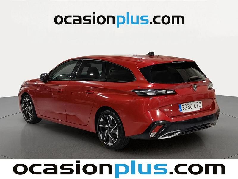 Usado Peugeot 308 SW Allure 131 CV (96 kW) 2022 Rojo Familiar