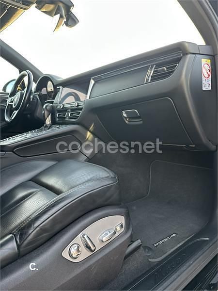 Usado Porsche Macan 245 CV (180 kW) 2020 Negro SUV