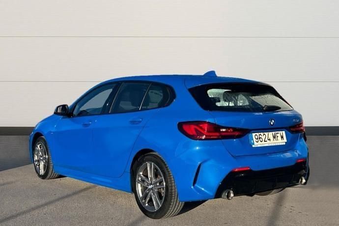 Usado BMW 118 Comfort Edition 150 CV (110 kW) 2023 Utilitario