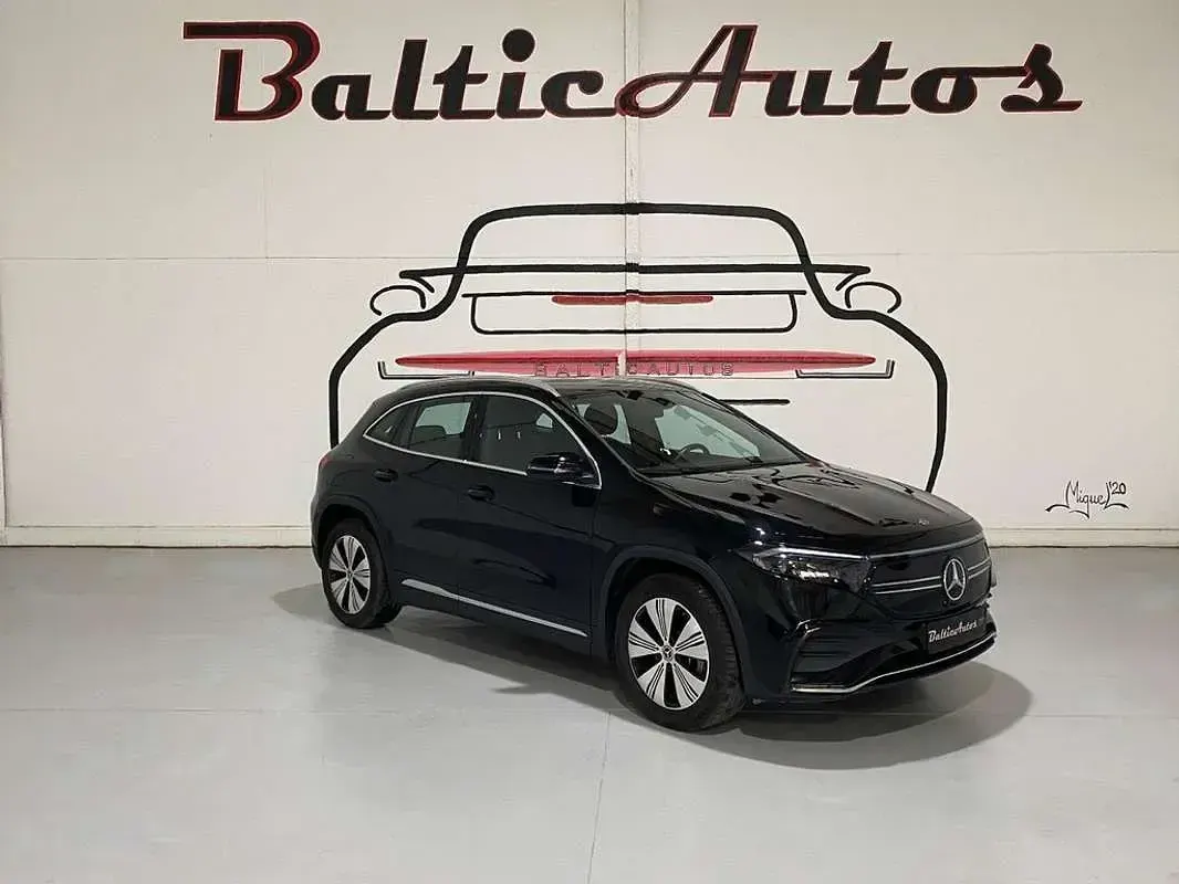 Usado Mercedes EQA300 167 kW (228 CV) 2023 Negro SUV