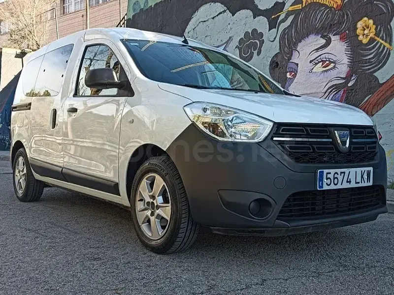 Usado Dacia Dokker Comfort 95 HP (69 kW) 2020 Branco Monovolume