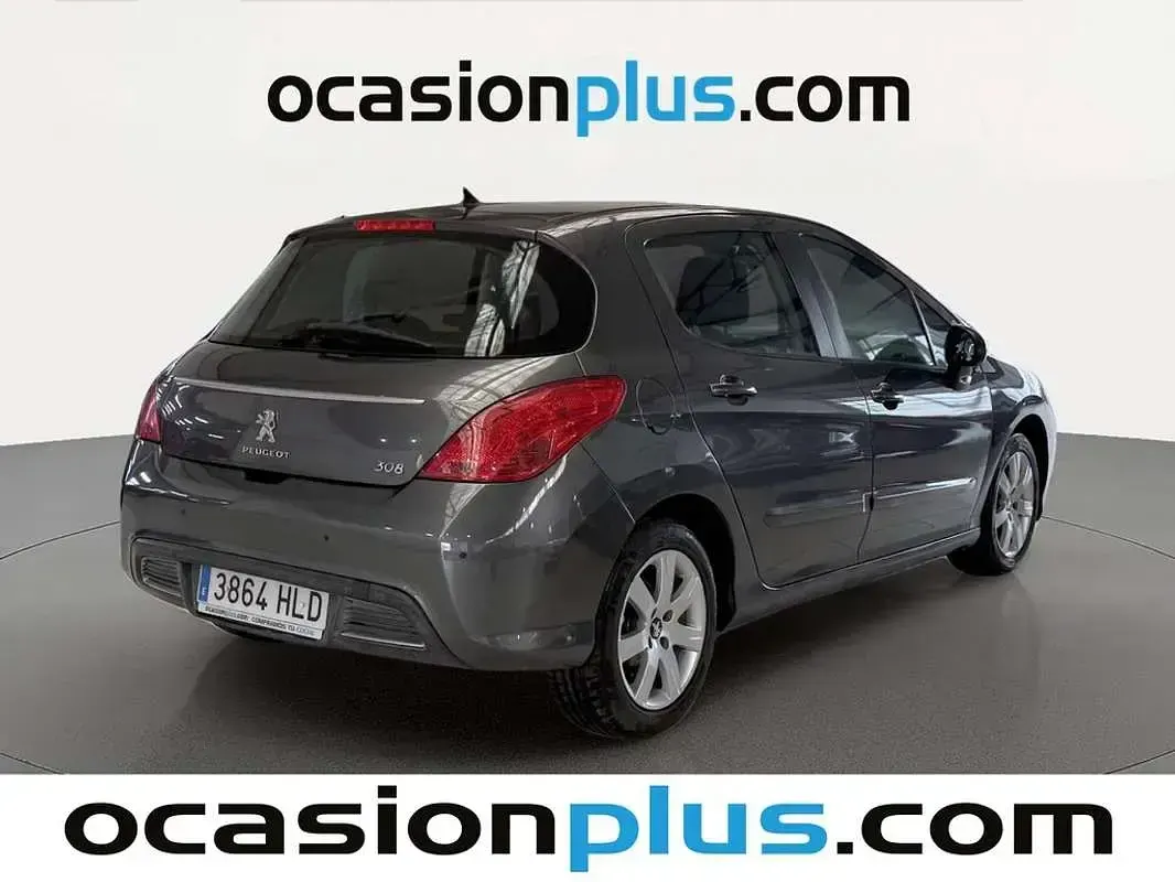 Usado Peugeot 308 Active 120 CV (88 kW) 2012 Gris Utilitario
