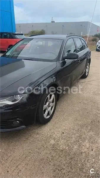 Usado Audi A4 143 CV (105 kW) 2009 Negro Familiar
