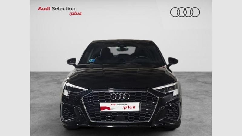 Usado Audi A3 150 CV (110 kW) 2024 Negro mito metalizado Berlina