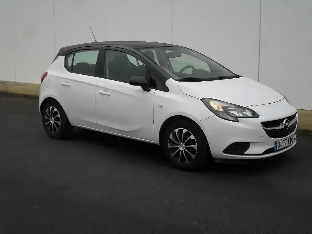 Usado Opel Corsa Selective 90 CV (66 kW) 2019 Blanco Utilitario