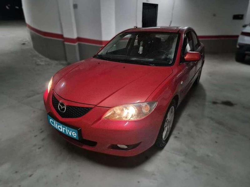 Usado Mazda 3 Active 109 CV (80 kW) 2006 Rojo Utilitario