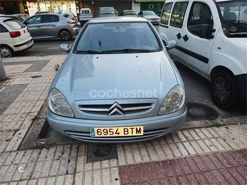 Usado Citroën Xsara VTR Sport 110 CV (80 kW) 2002 Gris / plata Coupe