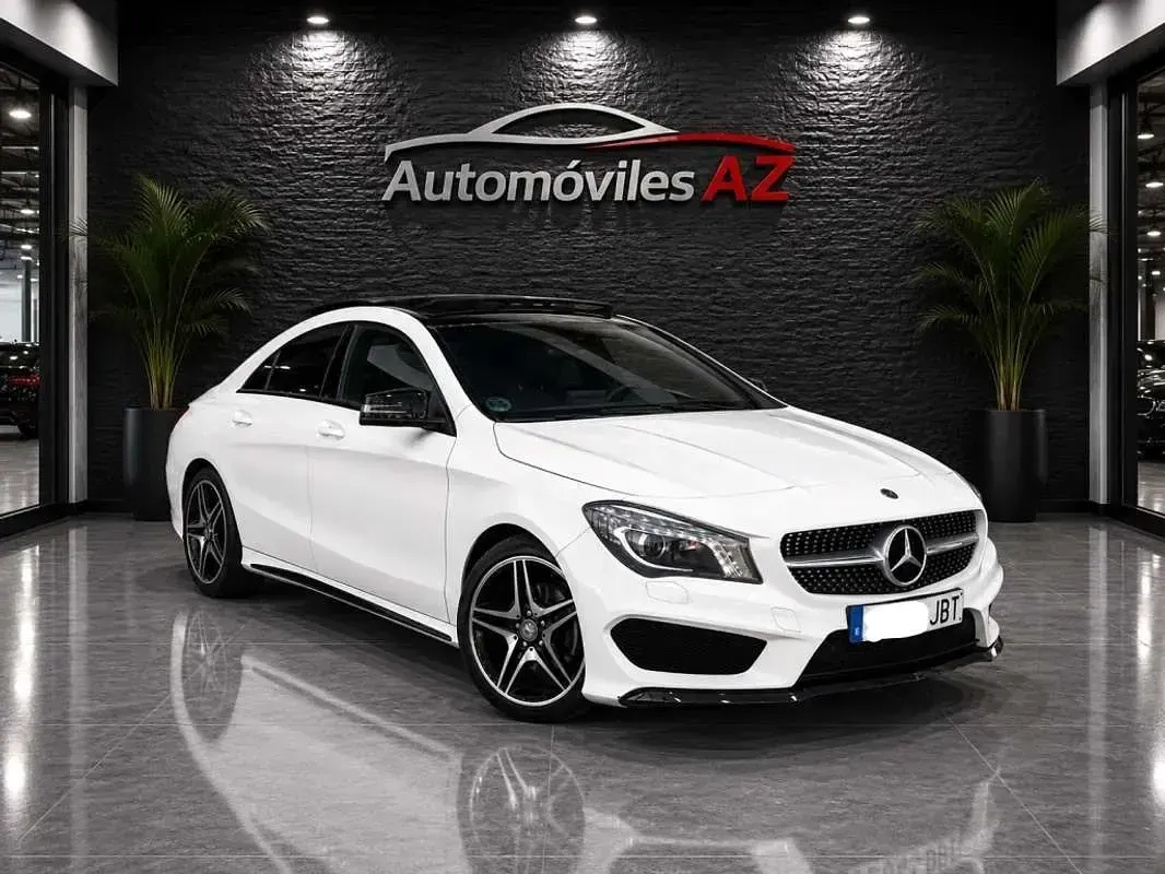 Occasion Mercedes CLA200 AMG line 136 PK (100 kW) 2015 Wit Coupé
