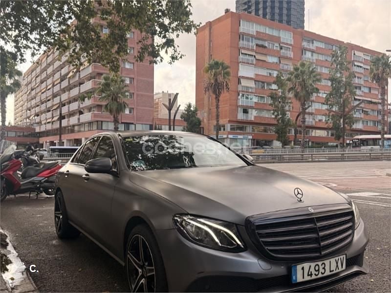 Negro Usado 2016 Mercedes E220 Berlina | 27.499 € - Imagen 1/4