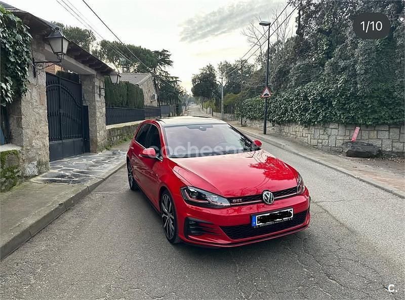 Usado VW Golf VII R 310 CV (228 kW) 2018 Rojo Familiar