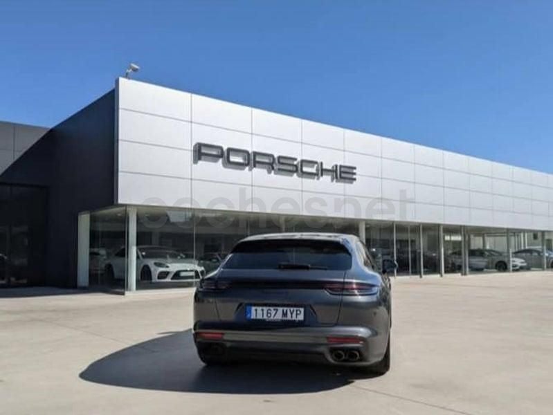 Usado Porsche Panamera Sport Turismo 440 CV (323 kW) 2018 Gris / plata Familiar