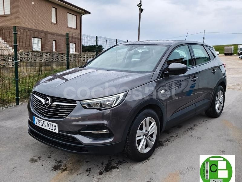 Usado Opel Grandland X Excellence 131 CV (96 kW) 2017 Gris / plata SUV