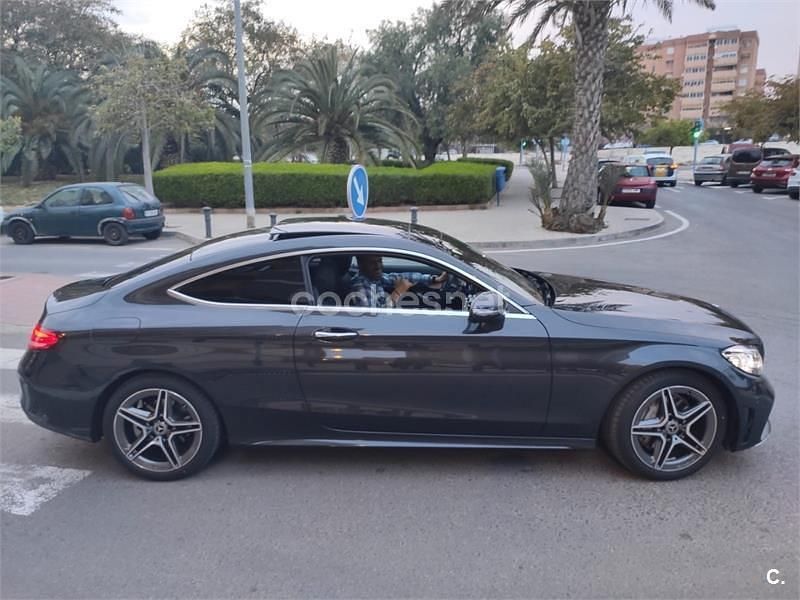 Usado Mercedes C200 184 CV (135 kW) 2019 Gris / plata Coupe