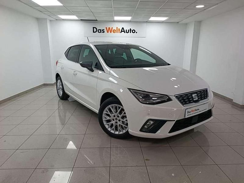 Blanco Usado 2025 Seat Ibiza Berlina | 18.400 € (Precio justo) - Imagen 1/3